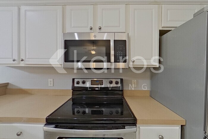 Building Photo - 225 Leebeck Cir