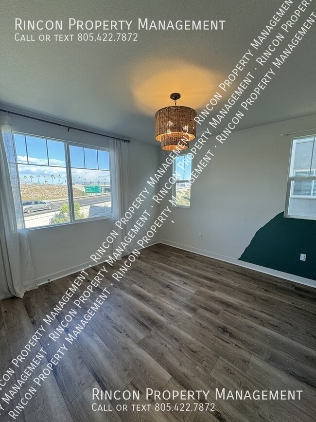 Building Photo - $500 off the First Months Rent! Modern 2-B...