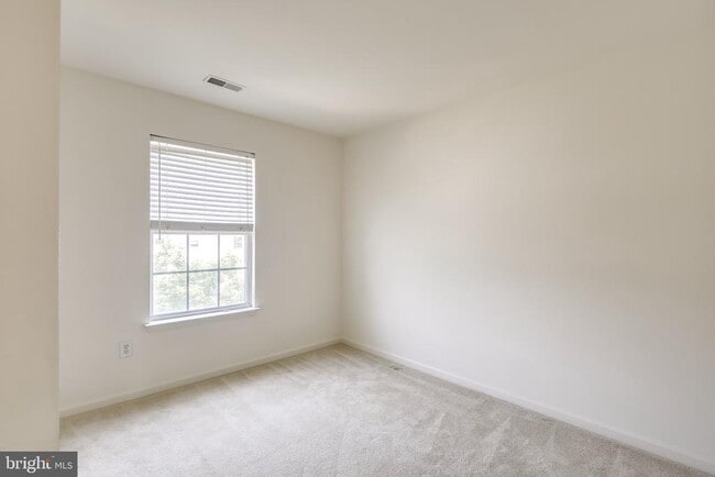 Building Photo - 2702 Snowmill Ct