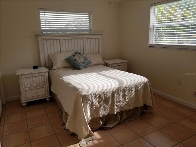 Building Photo - 2745 Cardwell Way