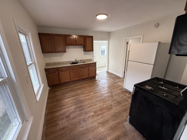 Building Photo - 23737 Stewart Ave