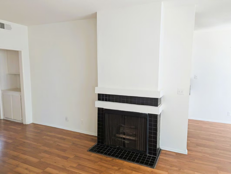 Building Photo - 3648 Motor Ave