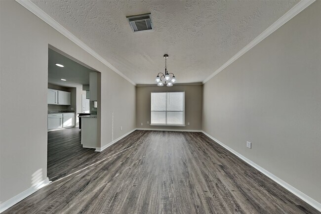 Building Photo - 21426 Nottinghill Dr