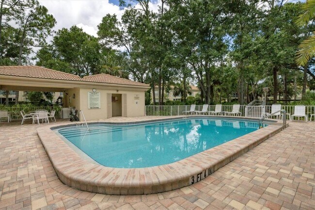 Building Photo - 4409 Longmeadow