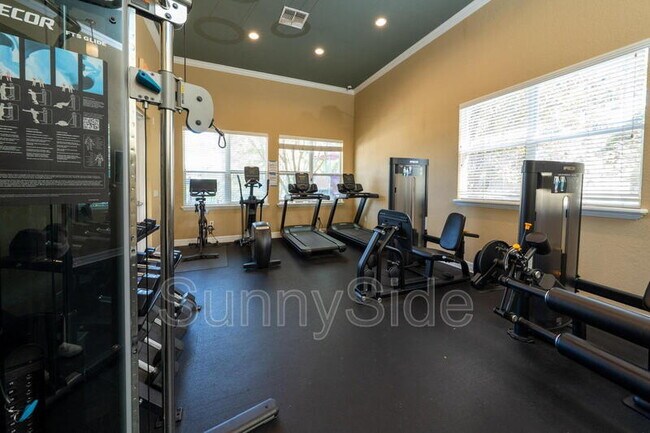 Building Photo - 2390 Caravelle Cir