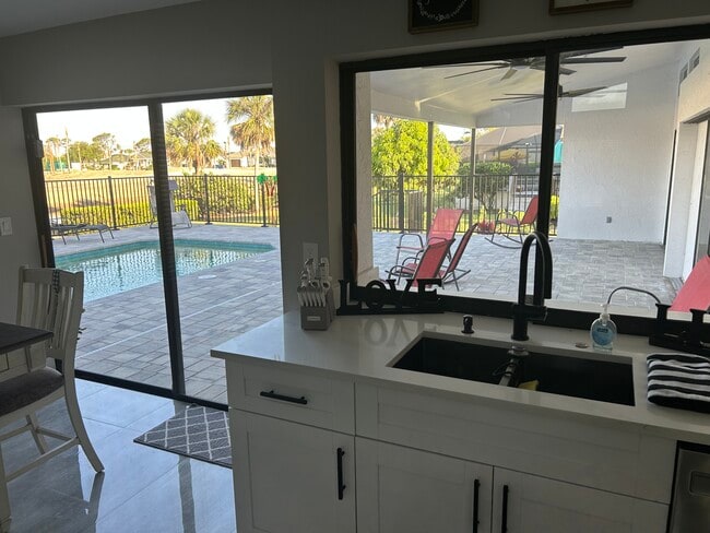 Building Photo - 16992 Timberlakes Dr