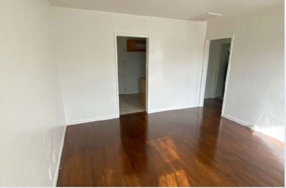 Building Photo - 720 Walnut St