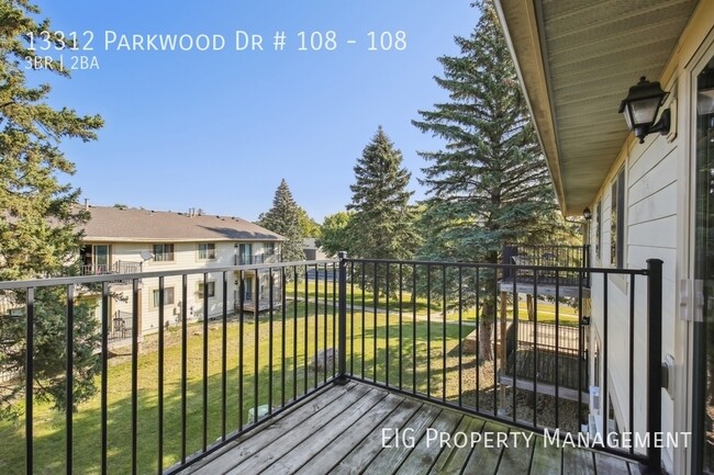 Building Photo - 13312 Parkwood Dr