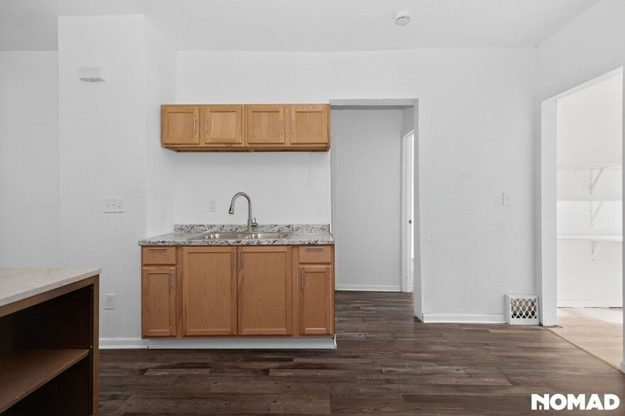 Building Photo - 2944 N 28th St