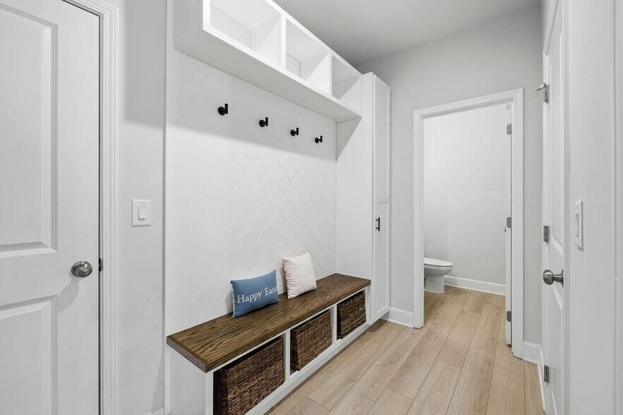 Building Photo - 440 Millsap Wy