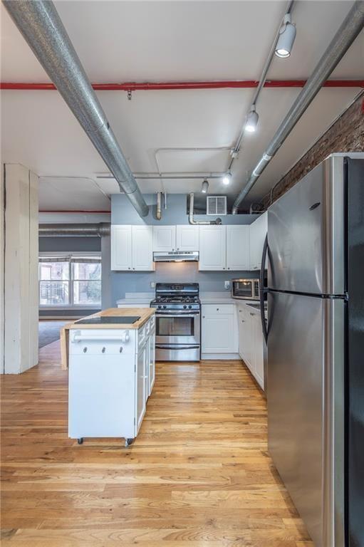 Building Photo - 244 Peters St SW