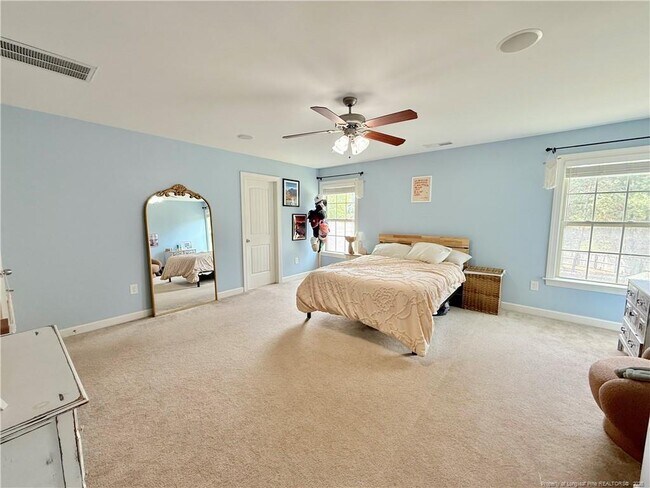 Building Photo - 418 Century Dr