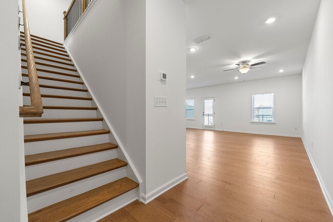 Building Photo - 714 Rhone St