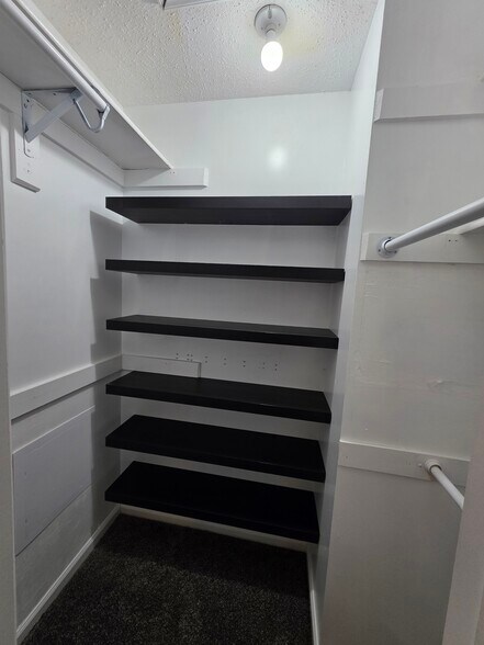 Building Photo - 283 Ferdinand Cir