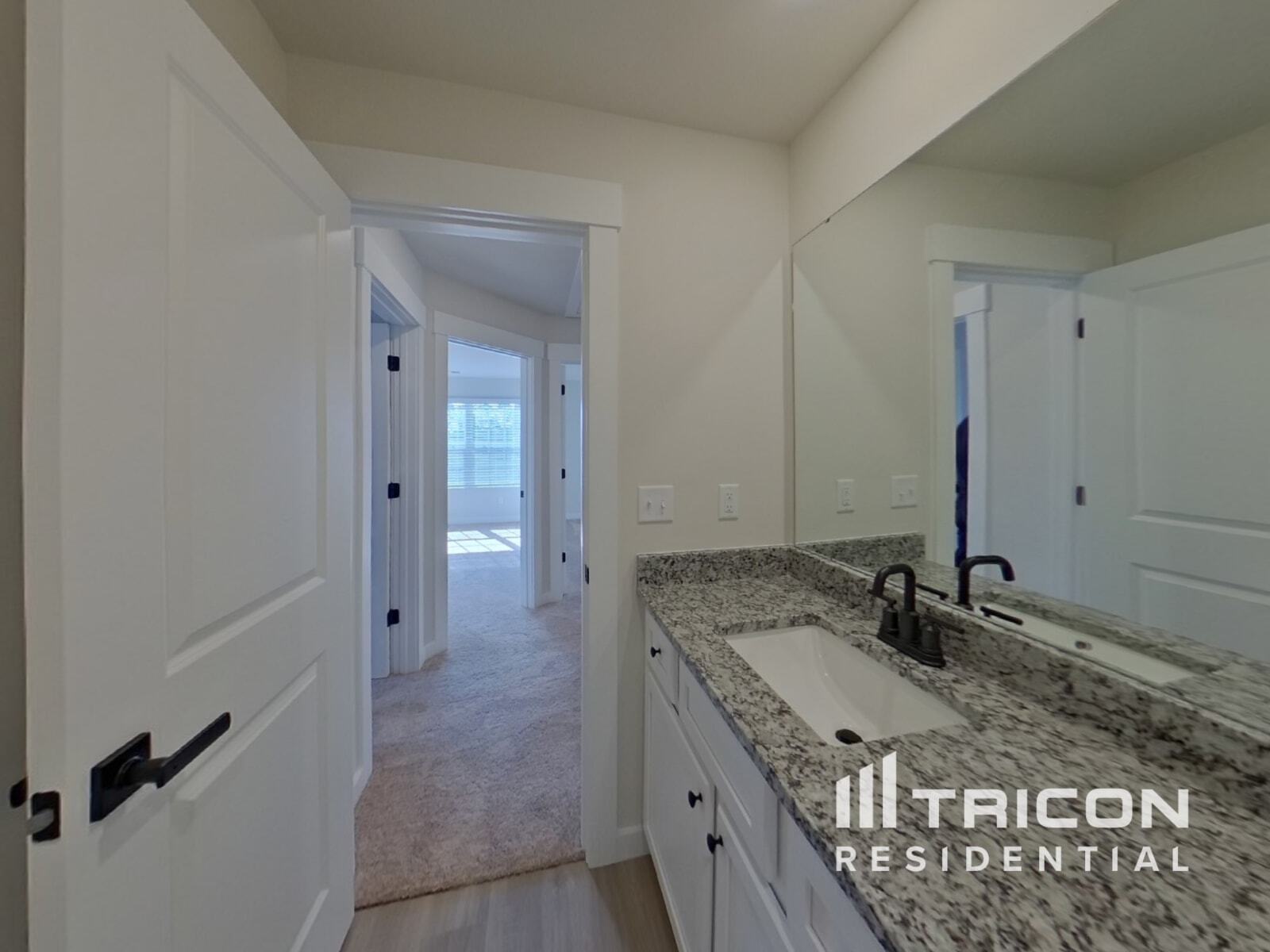 Building Photo - 1228 Crested Iris St