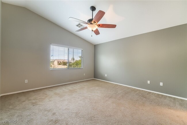 Building Photo - 10667 Mann St