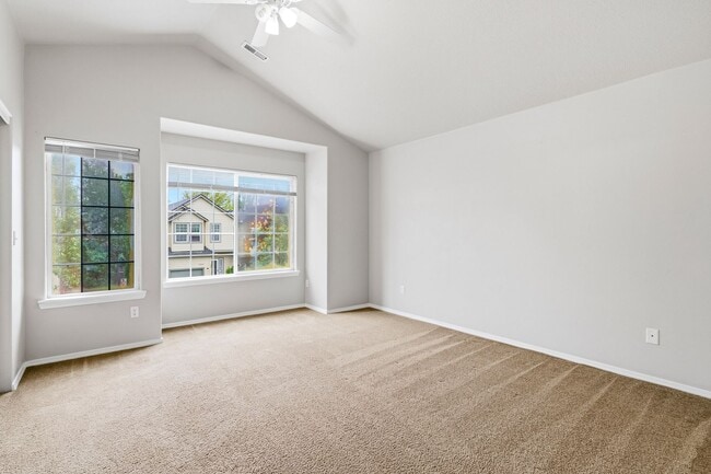 Building Photo - 3 Bedroom 2.5 Bath Home in Kelly Creek Estates