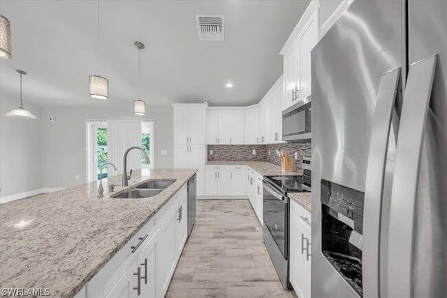 Building Photo - 3110 42nd St W