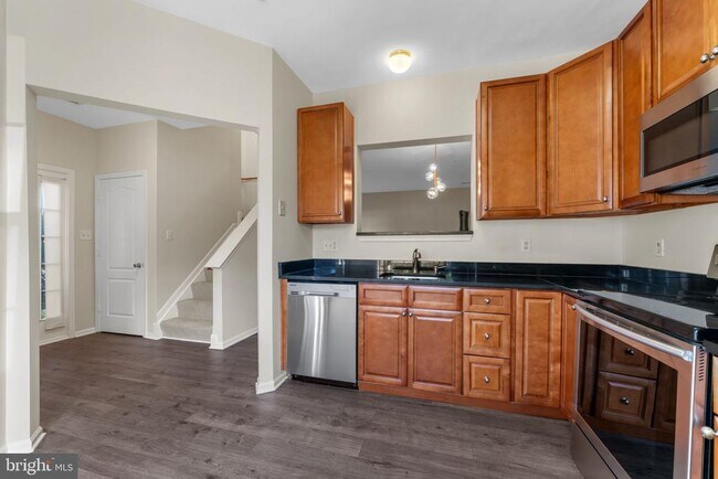 Building Photo - 16600 Eldbridge Ln