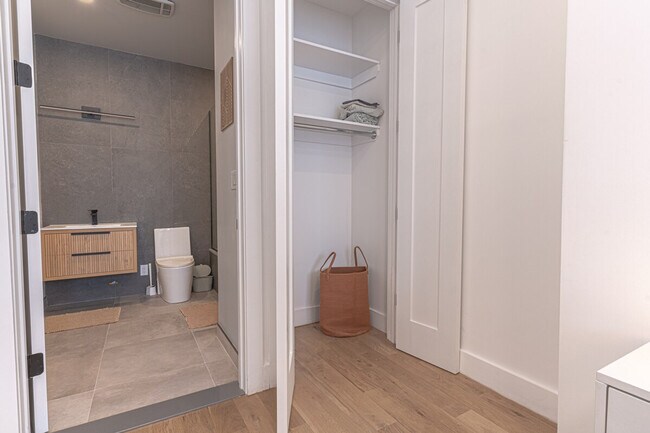 Building Photo - 233 Covert St.