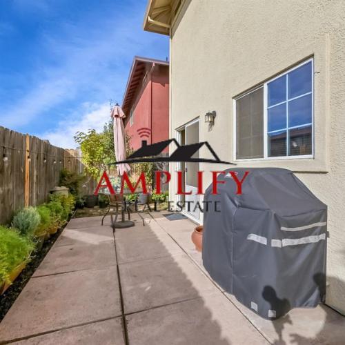 Building Photo - 427 Hetherington Cir