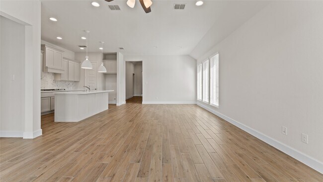 Building Photo - 14703 Band Tailed Pigeon Ct