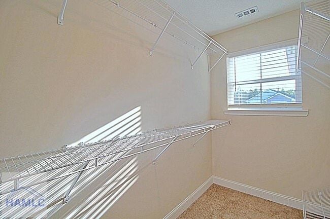 Building Photo - 681 Abode Ave