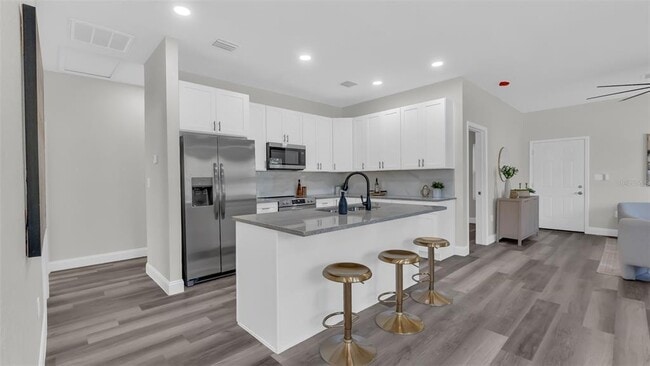 Building Photo - 1901 31st St S