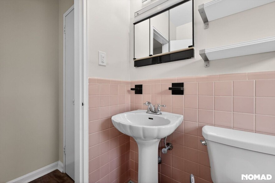 Building Photo - 2713 Fort Baker Dr SE