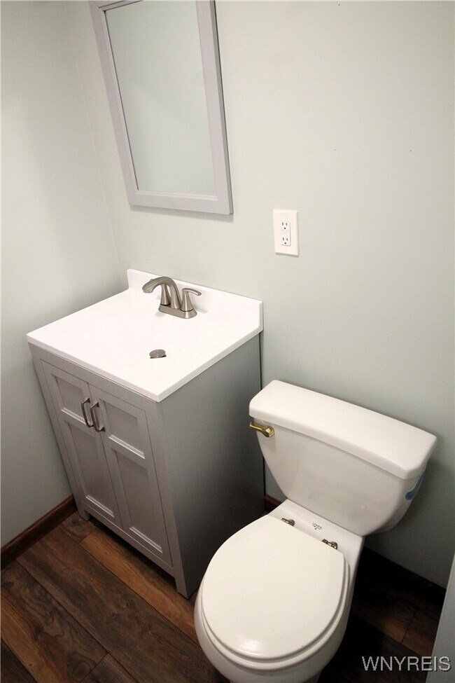 Building Photo - 8709 Nottingham Terrace