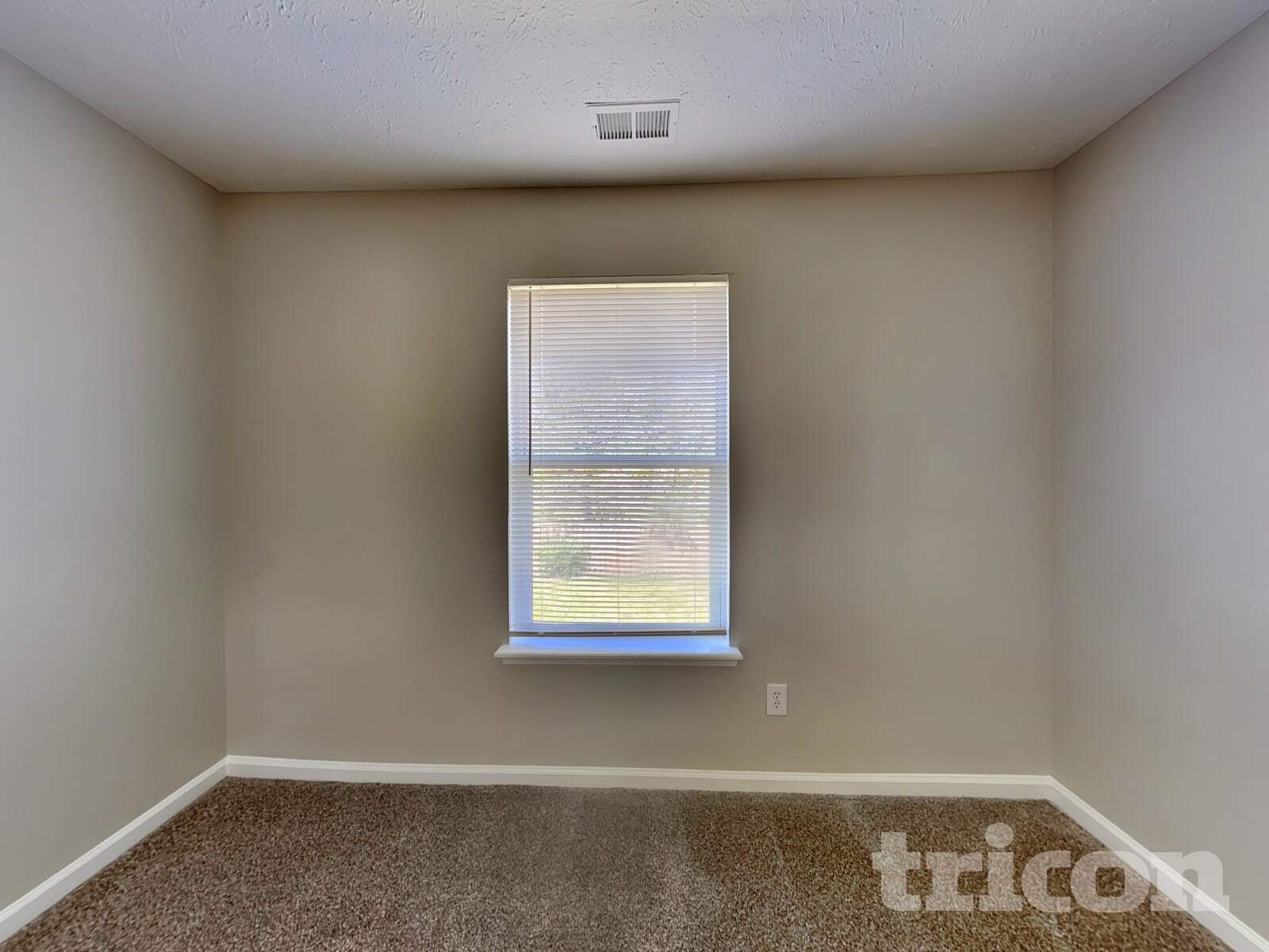 Building Photo - 4020 Waterfield Dr