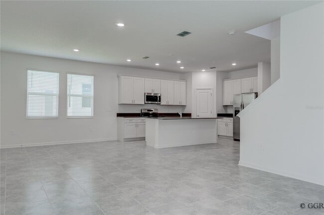 Building Photo - 2207 Sweet Honey Ln
