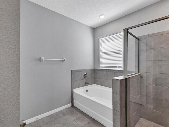 Building Photo - 17605 Cantarina Cove