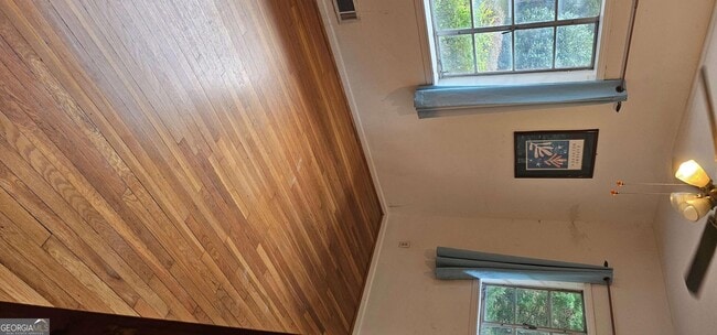 Building Photo - 1032 Standard Dr NE