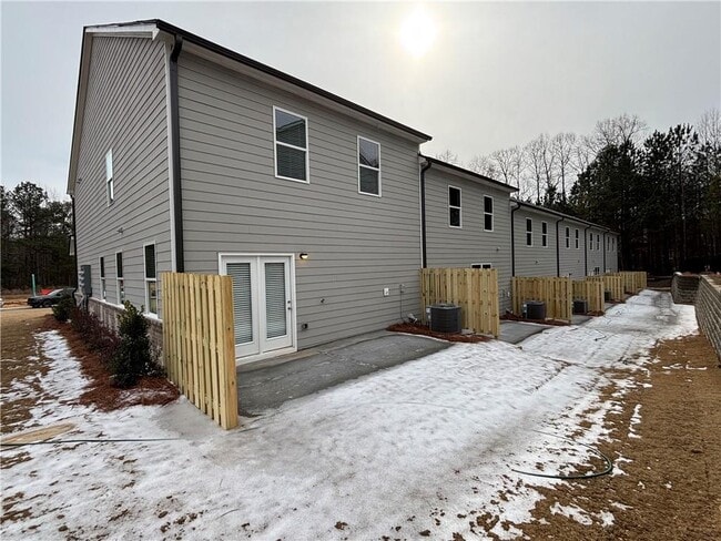 Building Photo - 6652 Parson St