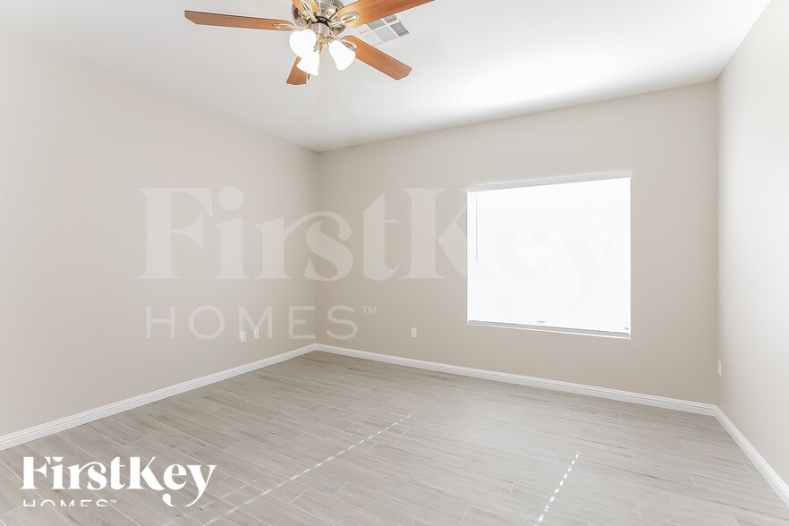 Building Photo - 1669 Shifting Winds St