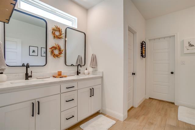 Building Photo - 2217 Forest Hill Ln