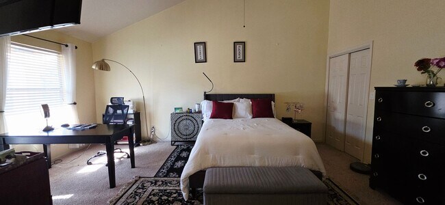 Building Photo - Stunning 4 bedroom, 3 bath home in West El Paso! NO APPLICATION OR ADMIN FEE!