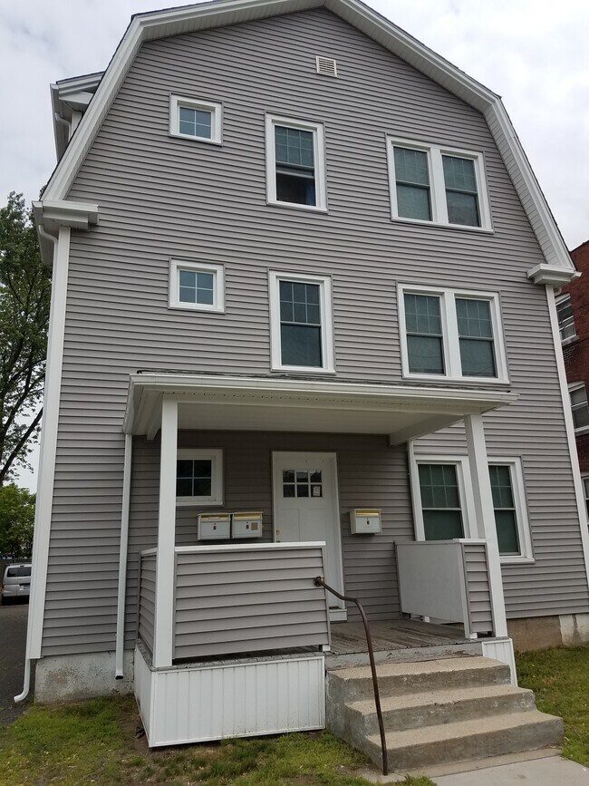 232 Burnside Ave 232 Burnside Ave East Hartford CT 06108 Apartment