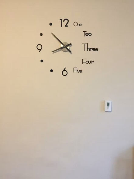 Building Photo - 203 W Tupper St