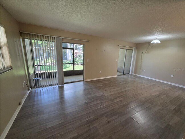 Building Photo - 110 Cypress Woods Ct