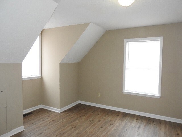 Building Photo - 805 Albin Ct