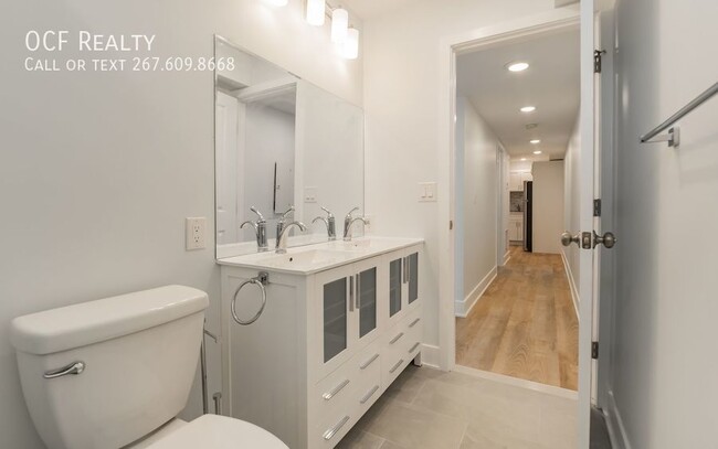 Building Photo - Modern Brewerytown Two Bedroom / One Bathr...