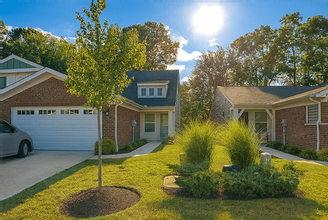 Building Photo - 5815 Parkview Ln