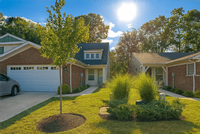 Building Photo - 5815 Parkview Ln