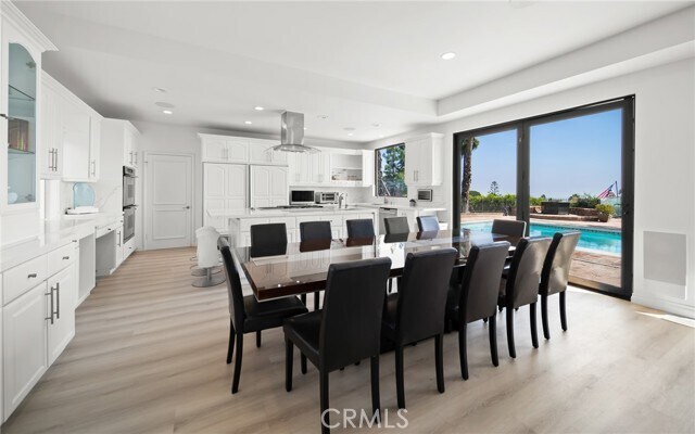 Building Photo - 7930 Vulcan Dr