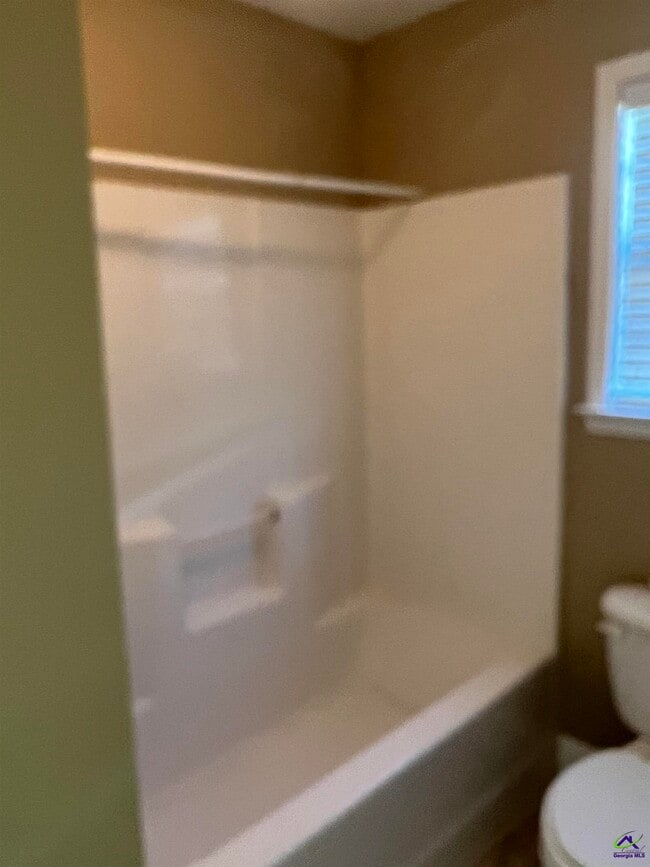 Building Photo - 202 Chasen Ct