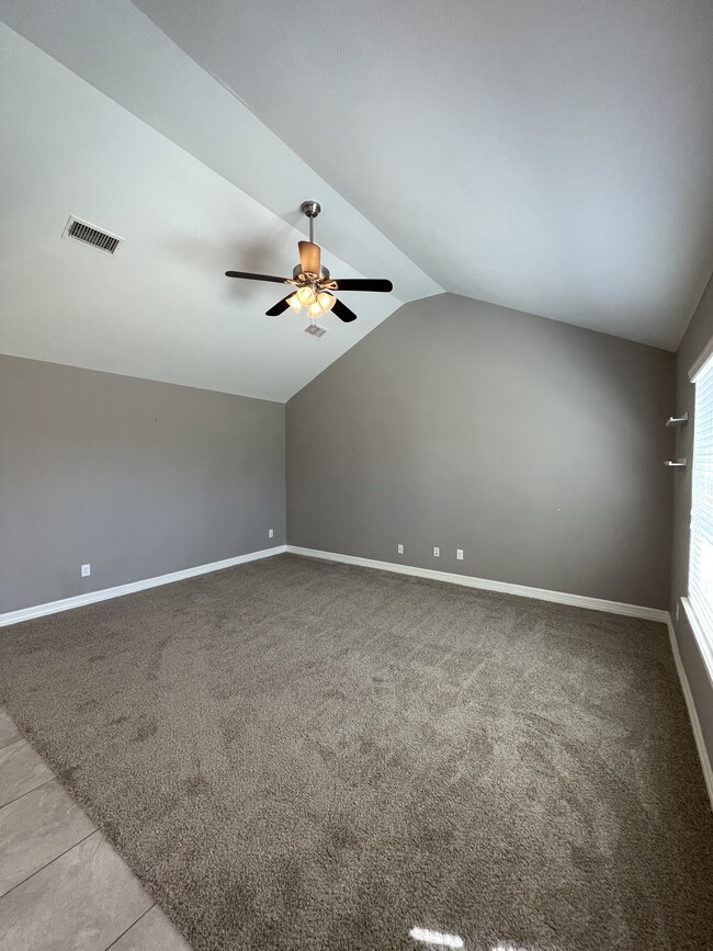 Building Photo - 6122 Stoney Brook Dr