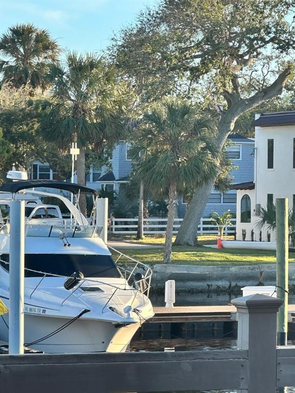 Building Photo - 244 Lexington Dr