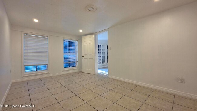 Building Photo - 1550 S Atlantic Ave